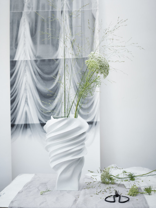 Porcelanowy wazon Squall 23 cm Rosenthal