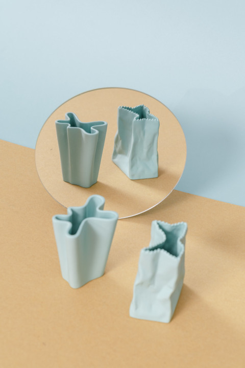 Porcelanowy wazon Paper bag Mint mini 9 cm Rosenthal