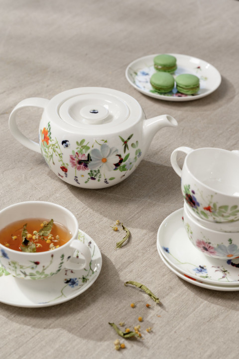 Porcelanowy dzbanek do herbaty (dla 2 osób) Wiosenny Ogród Rosenthal