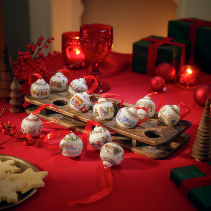 Zestaw 12 mini bombek Christmas Carol