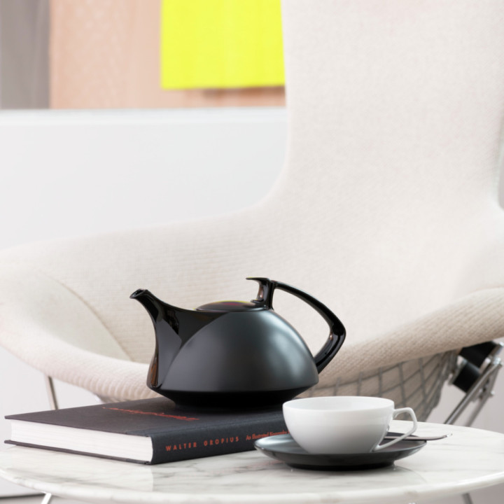 Porcelanowa filiżanka do herbaty TAC Black Gropius Rosenthal