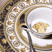 Porcelanowe filiżanki VERSACE